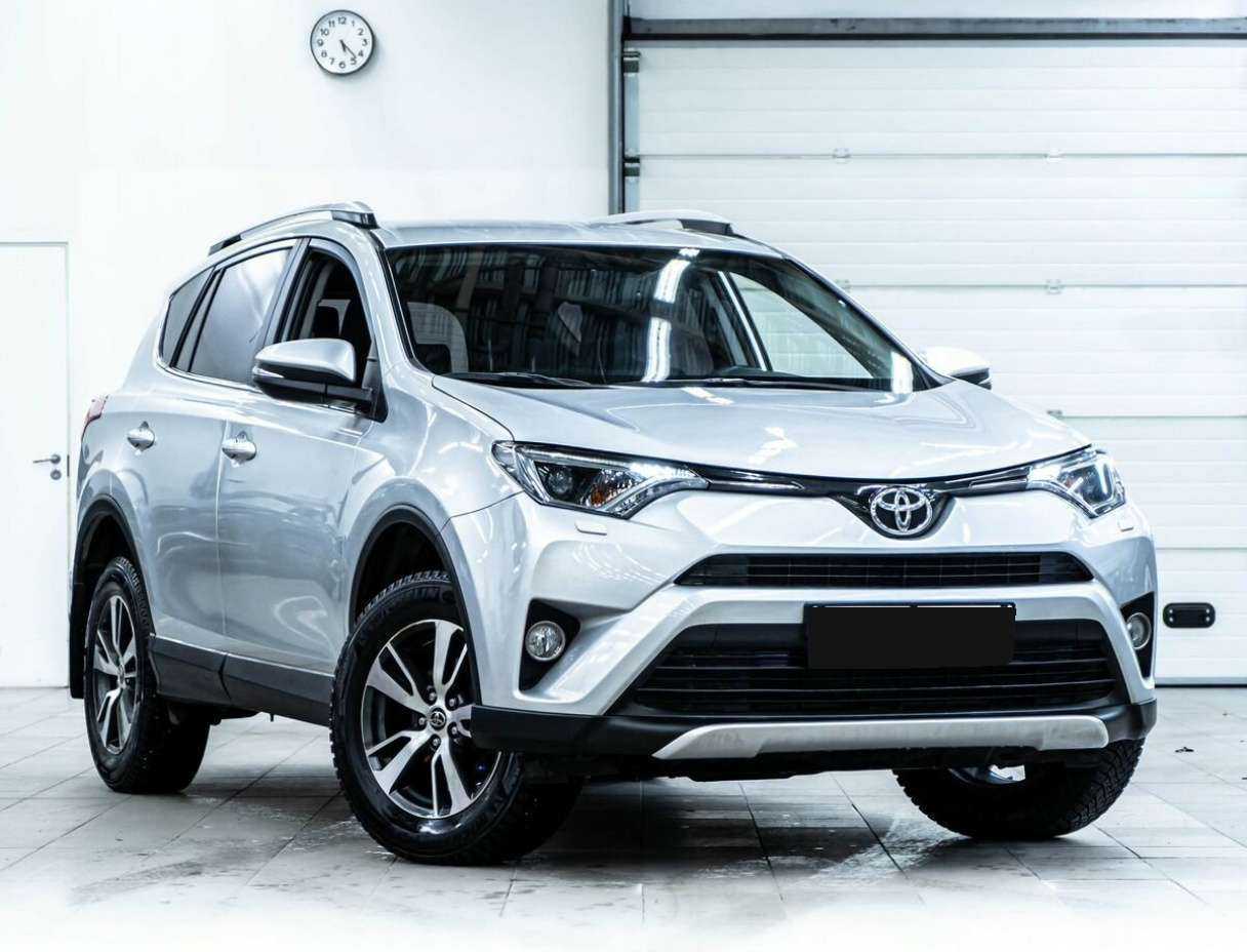Купить Toyota RAV4, 2016, 45 000 км, фото №2