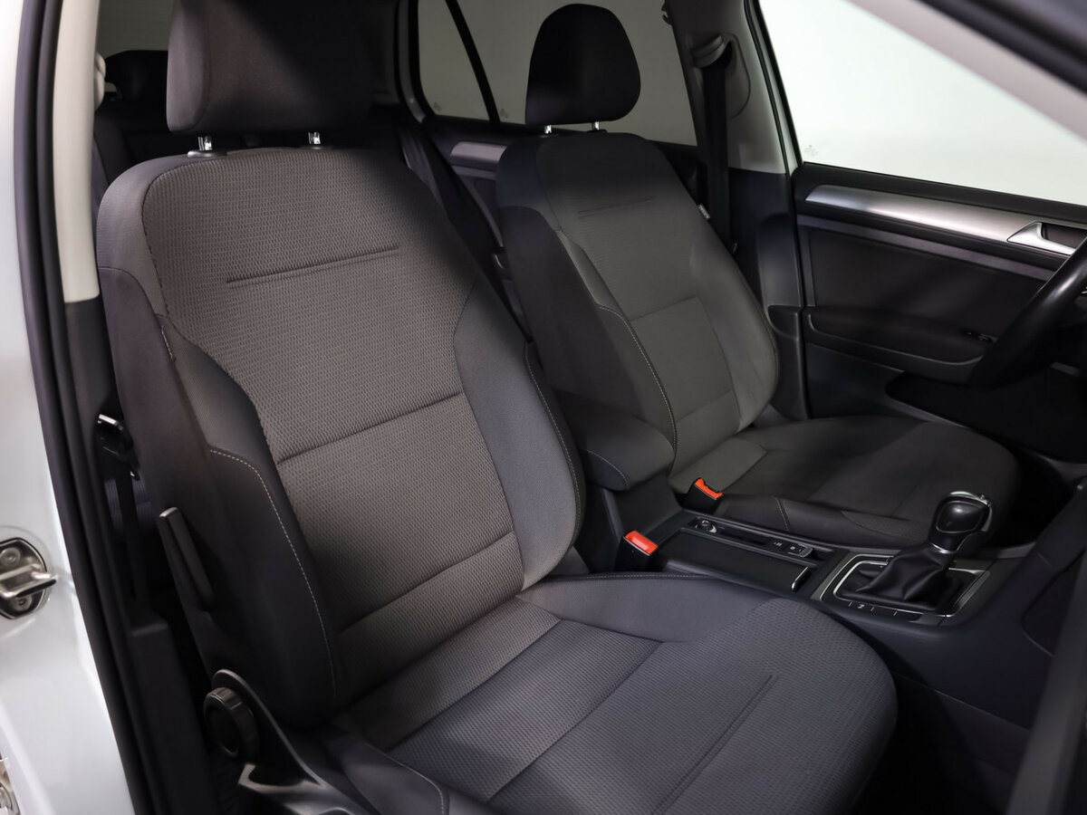 Купить Volkswagen Golf VII, 2015, 130 851 км, фото №20