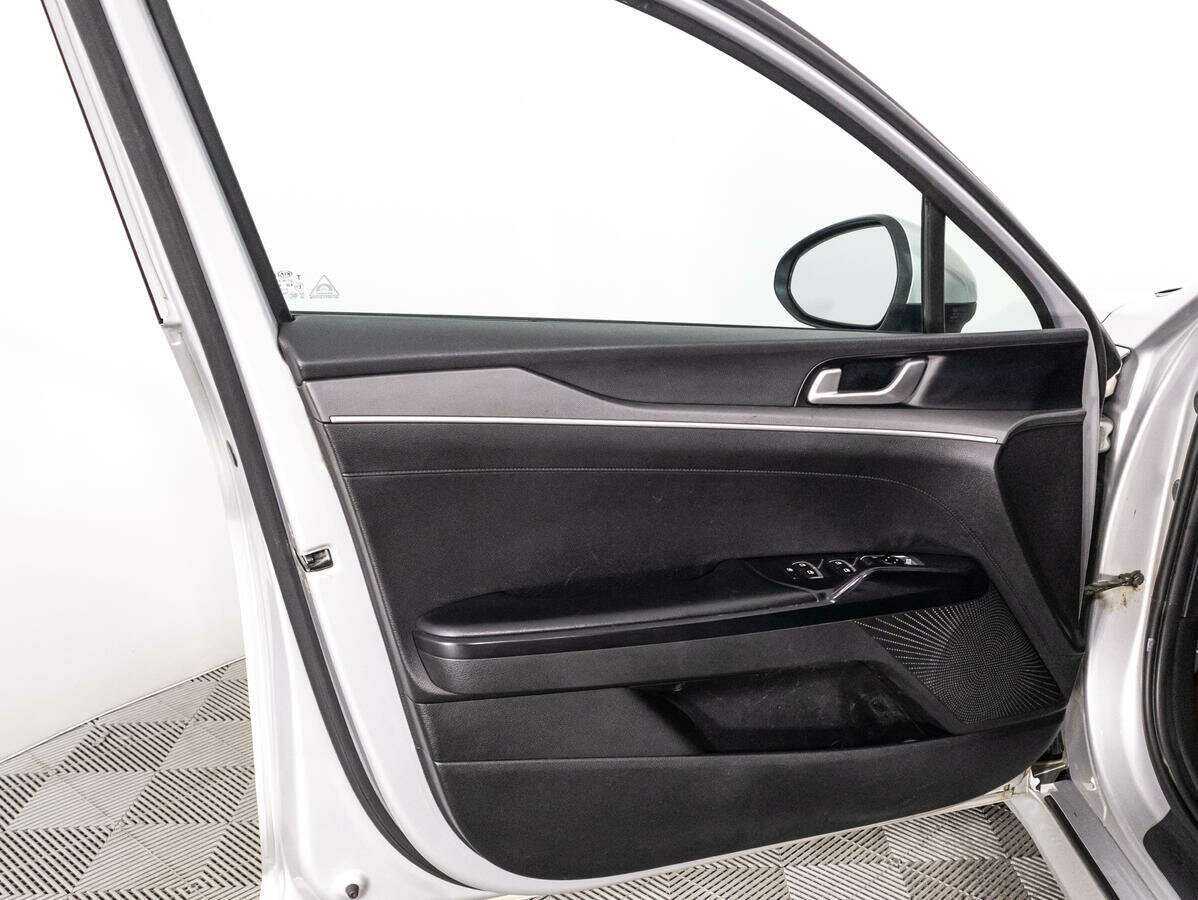 Купить Kia K5, 2020, 115 475 км, фото №23