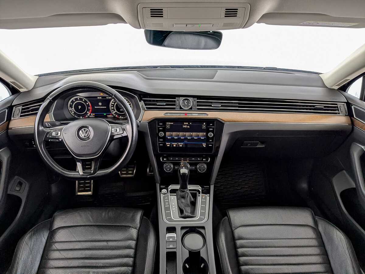 Купить Volkswagen Passat Alltrack, 2018, 146 036 км, фото №14