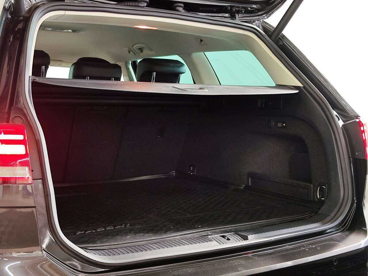 Купить Volkswagen Passat Alltrack, 2019, 153 200 км, фото №6