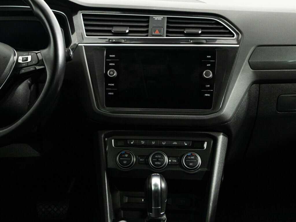 Купить Volkswagen Tiguan, 2019, 90 940 км, фото №14