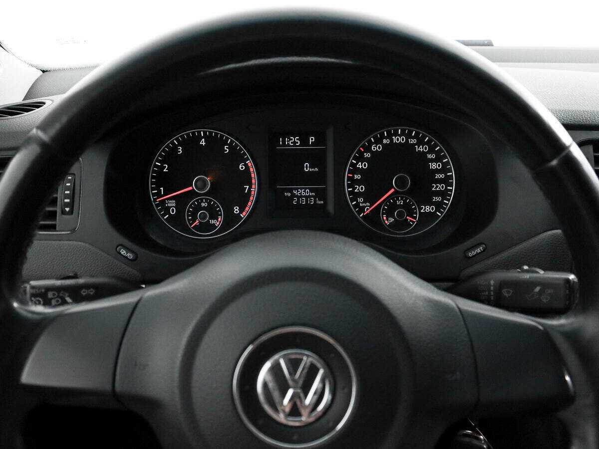 Купить Volkswagen Jetta, 2012, 213 129 км, фото №16