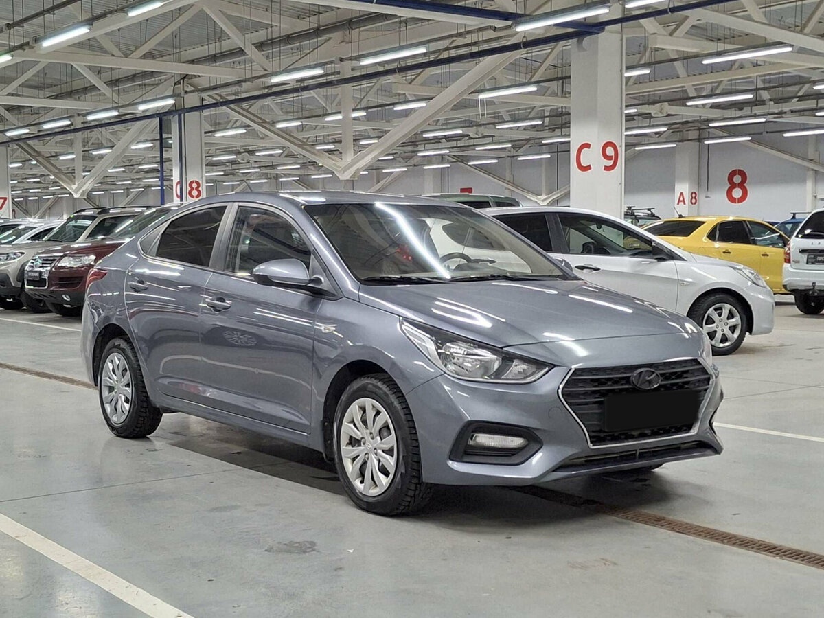 Купить Hyundai Solaris II, 2019, 249 844 км, фото №3