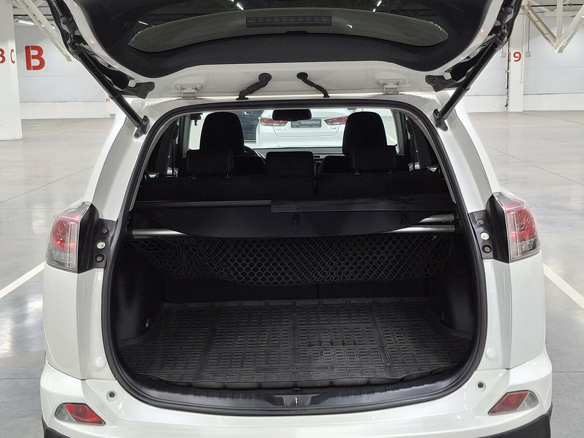 Купить Toyota RAV4 IV (XA40) Рестайлинг, 2016, 145 854 км, фото №10