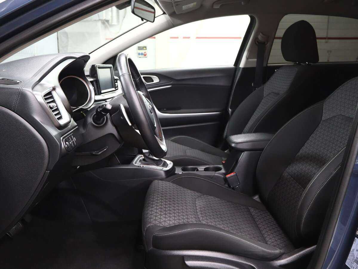 Купить Kia Ceed, 2018, 93 000 км, фото №9