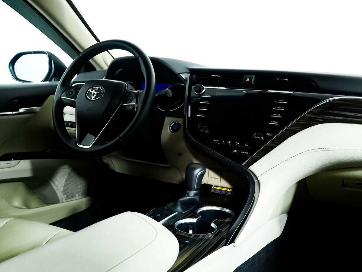 Купить Toyota Camry, 2020, 51 314 км, фото №9