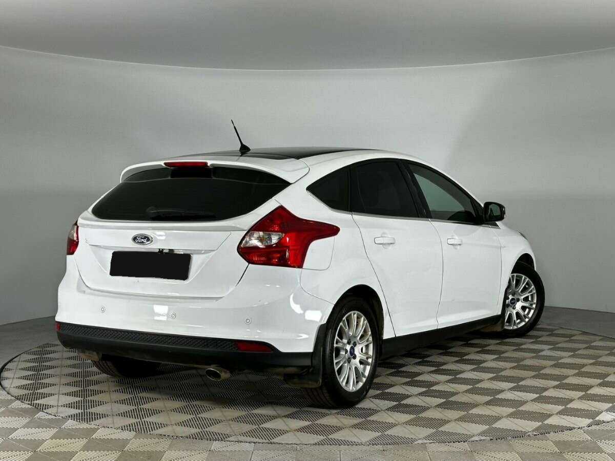 Купить Ford Focus, 2012, 260 179 км, фото №2