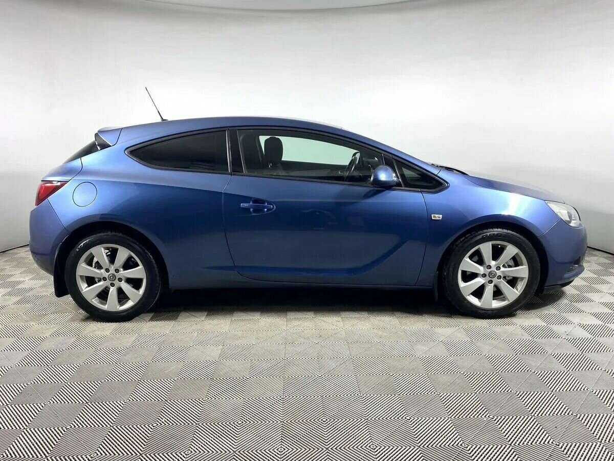 Купить Opel Astra GTC, 2013, 127 000 км, фото №4