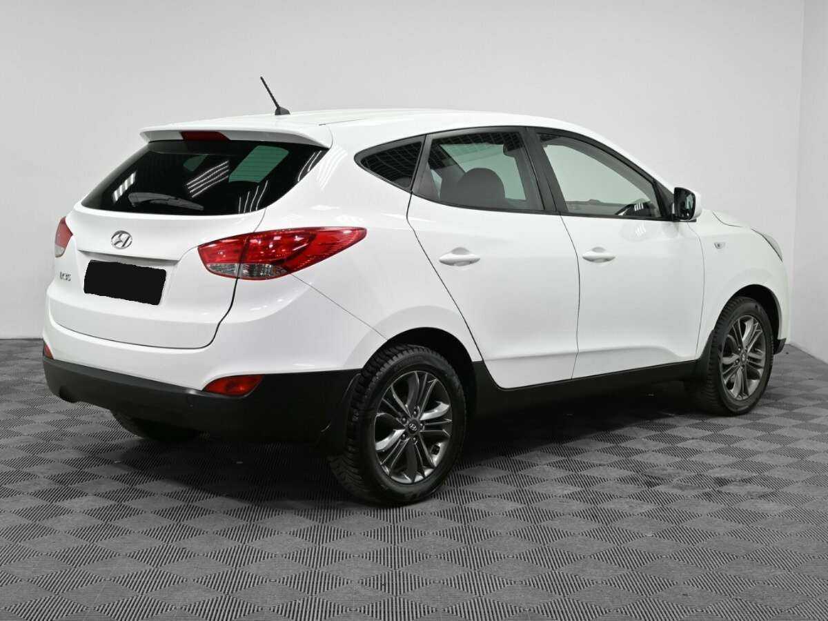 Купить Hyundai ix35, 2014, 126 000 км, фото №2