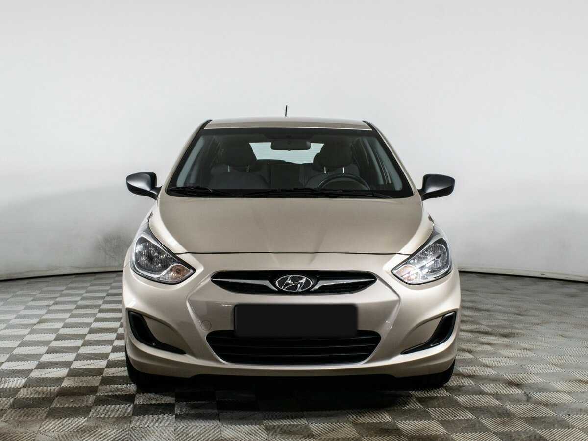 Купить Hyundai Solaris, 2013, 5 100 км, фото №2