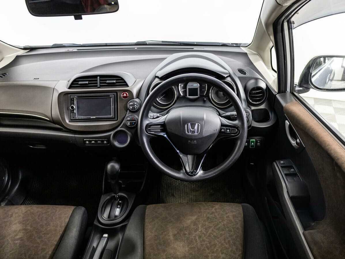 Купить Honda Fit Shuttle, 2013, 144 645 км, фото №15