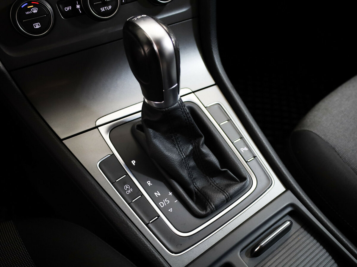 Купить Volkswagen Golf VII, 2013, 198 842 км, фото №15