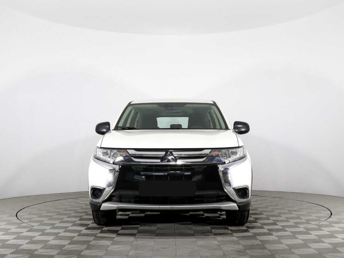 Купить Mitsubishi Outlander, 2018, 55 538 км, фото №2