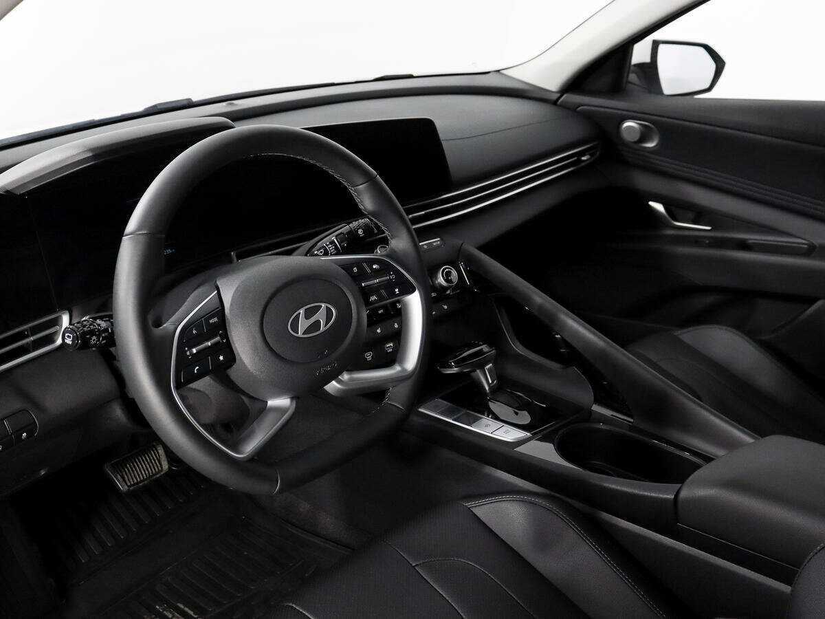 Купить Hyundai Elantra, 2024, 11 234 км, фото №9