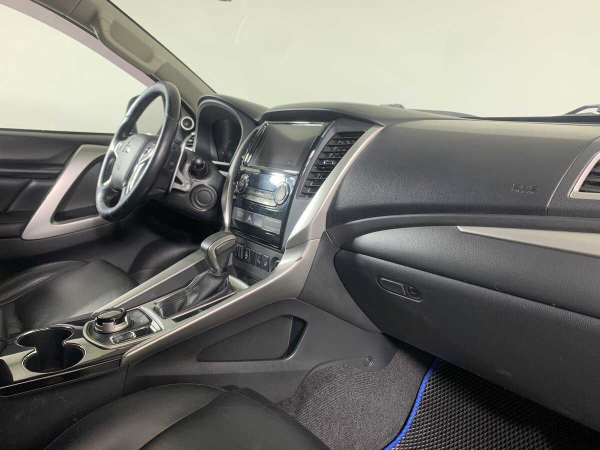 Купить Mitsubishi Pajero Sport, 2017, 191 764 км, фото №14