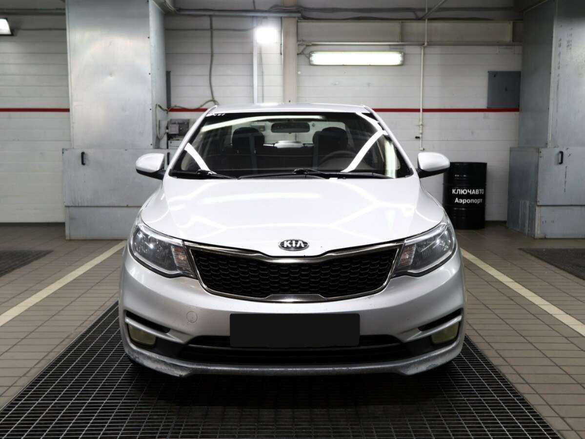 Купить Kia Rio, 2016, 220 000 км, фото №2