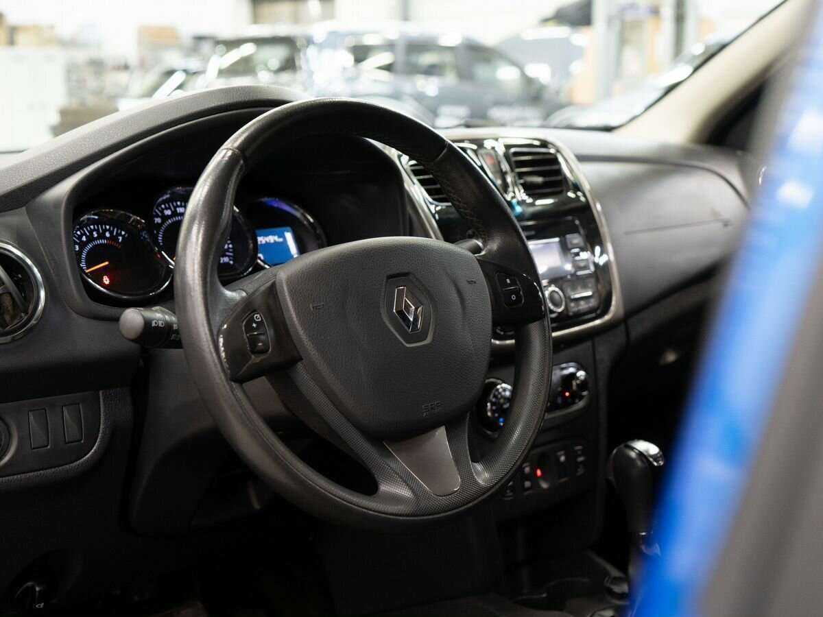 Купить Renault Sandero Stepway, 2018, 86 000 км, фото №5