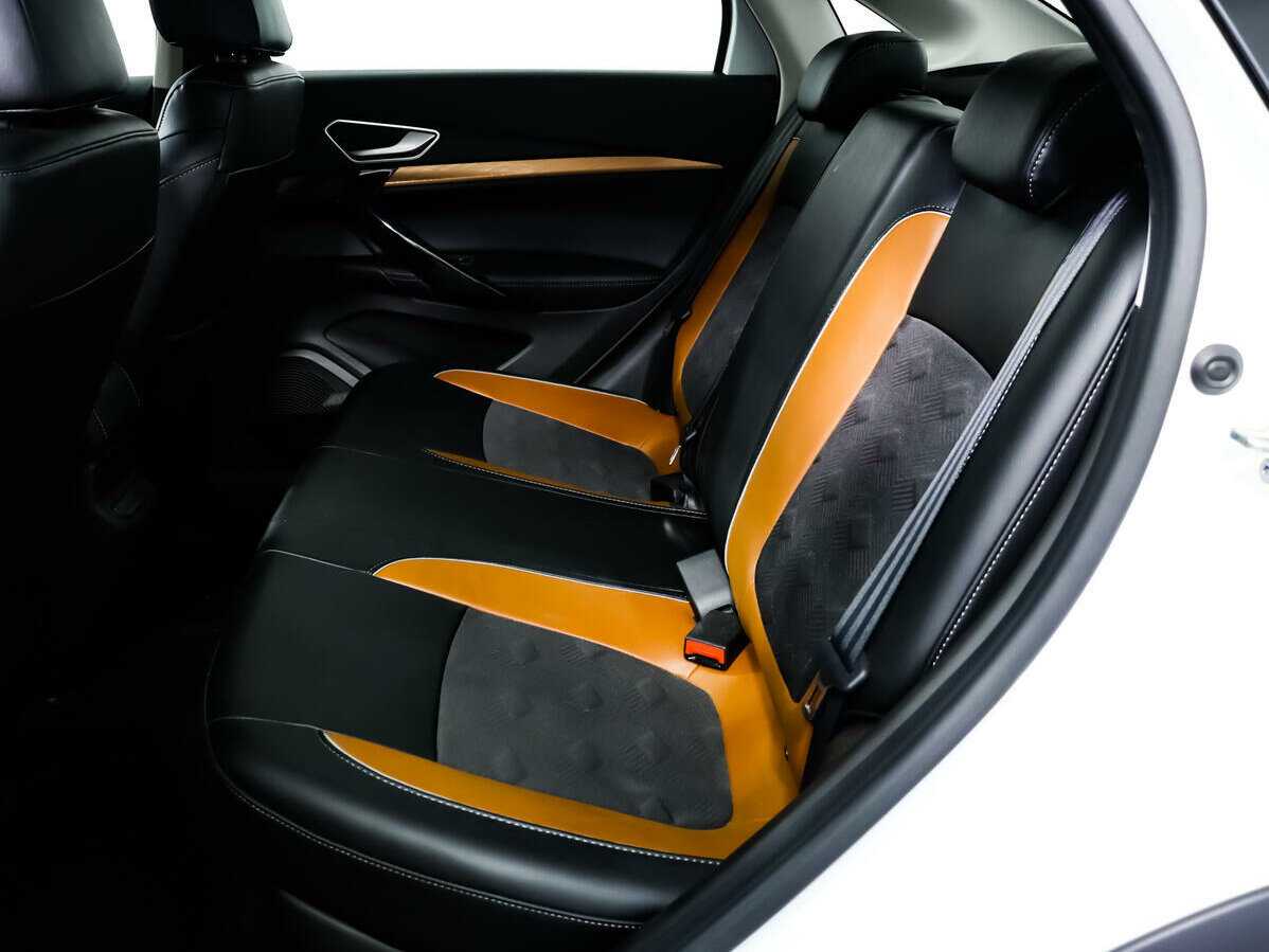 Купить Lada (ВАЗ) Vesta Cross, 2023, 5 724 км, фото №12