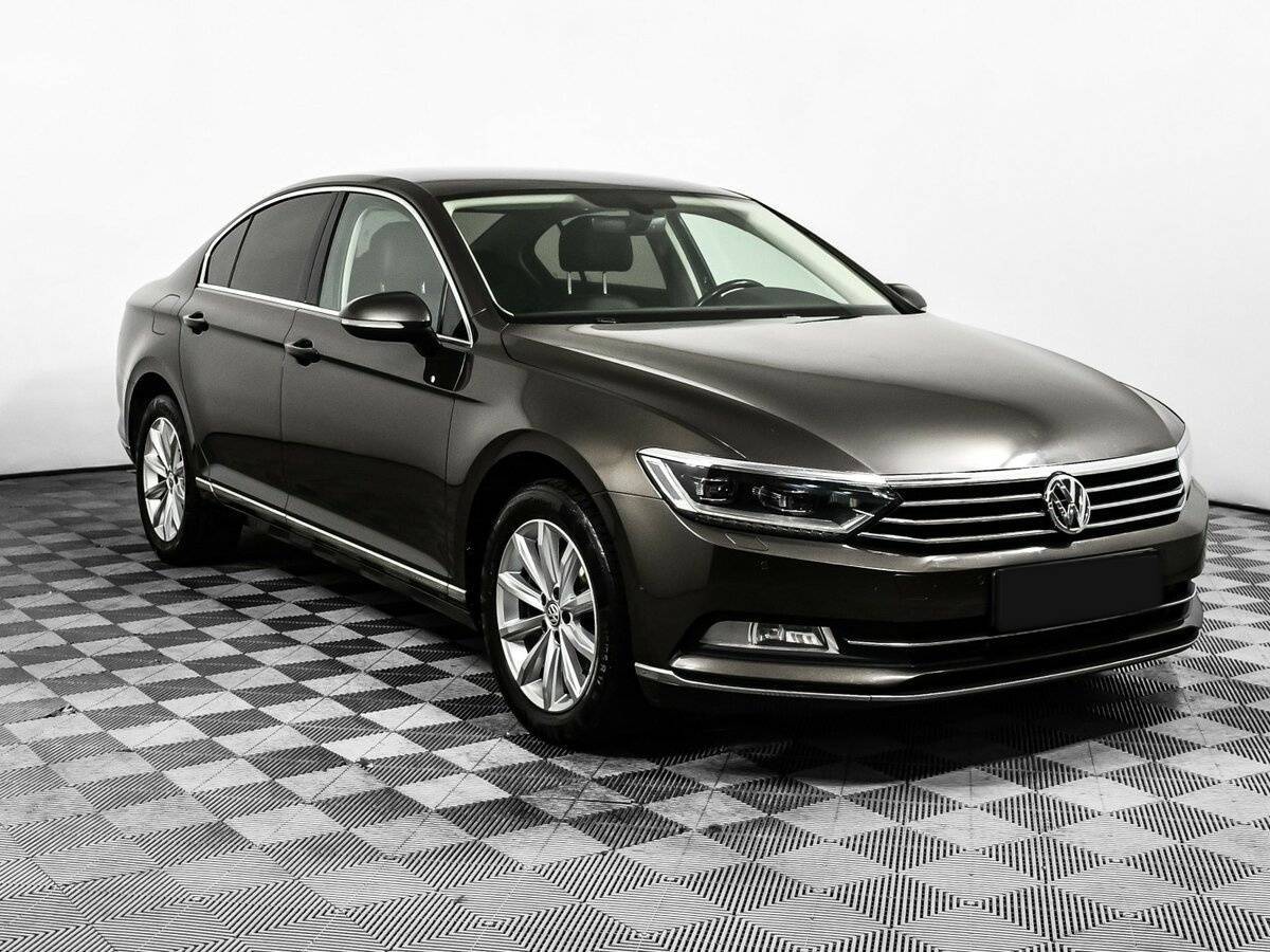 Купить Volkswagen Passat, 2017, 137 619 км, фото №3