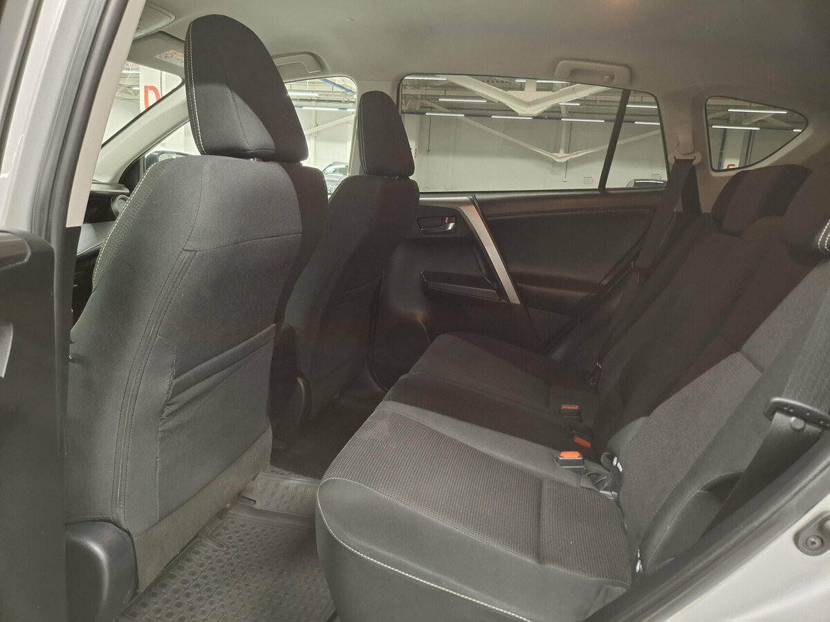 Купить Toyota RAV4 IV (XA40) Рестайлинг, 2019, 114 654 км, фото №12