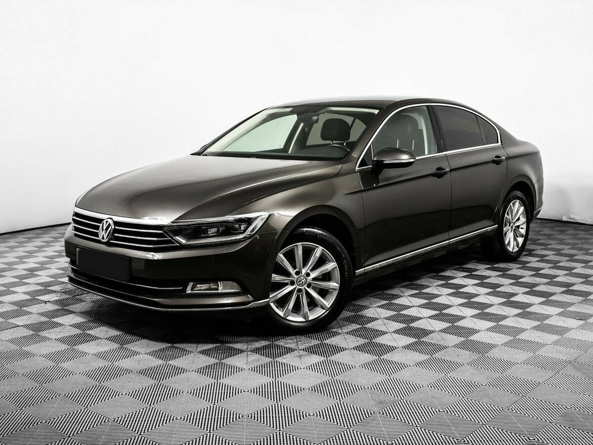Купить Volkswagen Passat, 2017, 137 619 км, фото №1