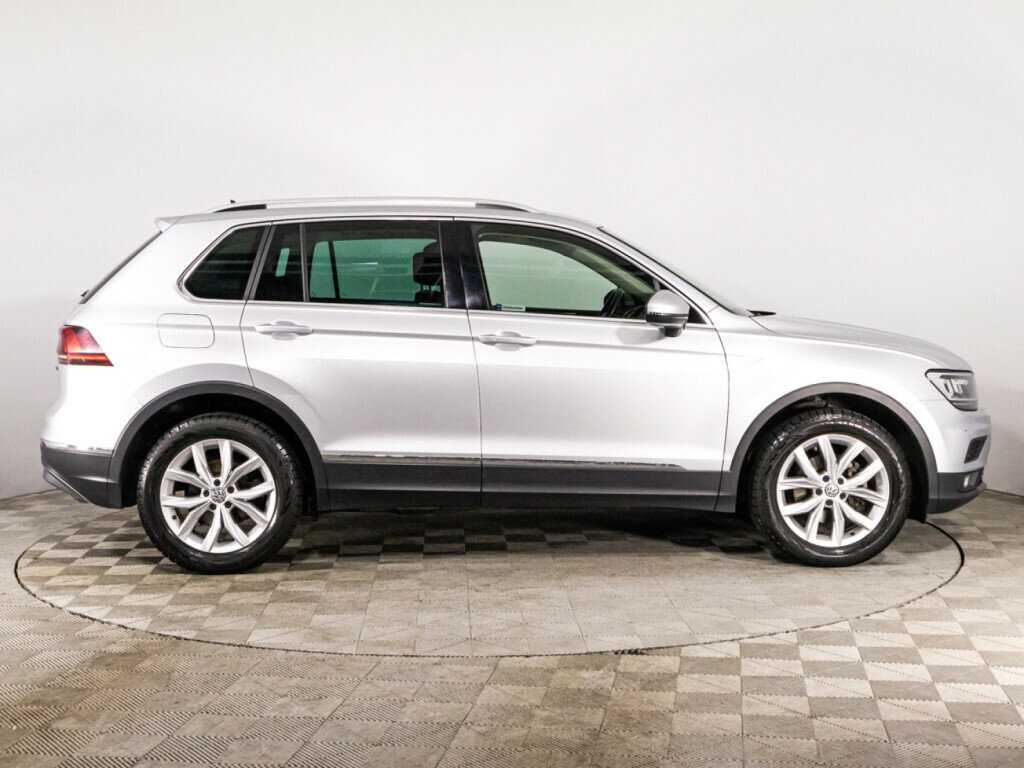 Купить Volkswagen Tiguan, 2019, 90 940 км, фото №4