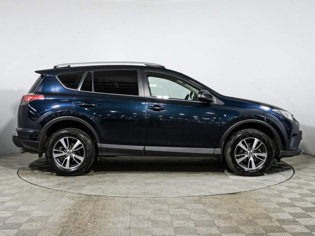 Купить Toyota RAV4, 2018, 232 356 км, фото №4