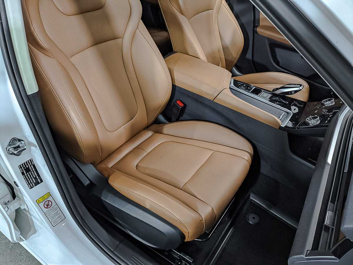 Купить FAW Bestune B70, 2023, 33 273 км, фото №21