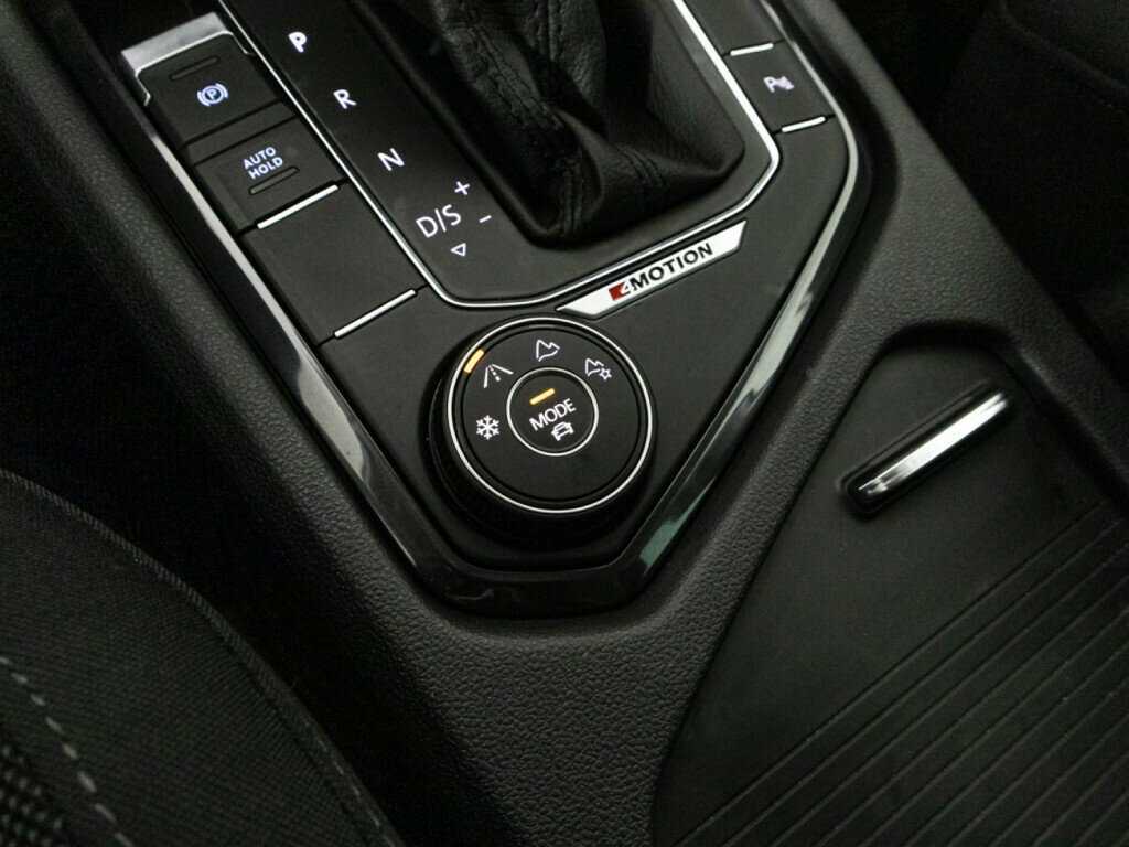 Купить Volkswagen Tiguan, 2019, 90 940 км, фото №18