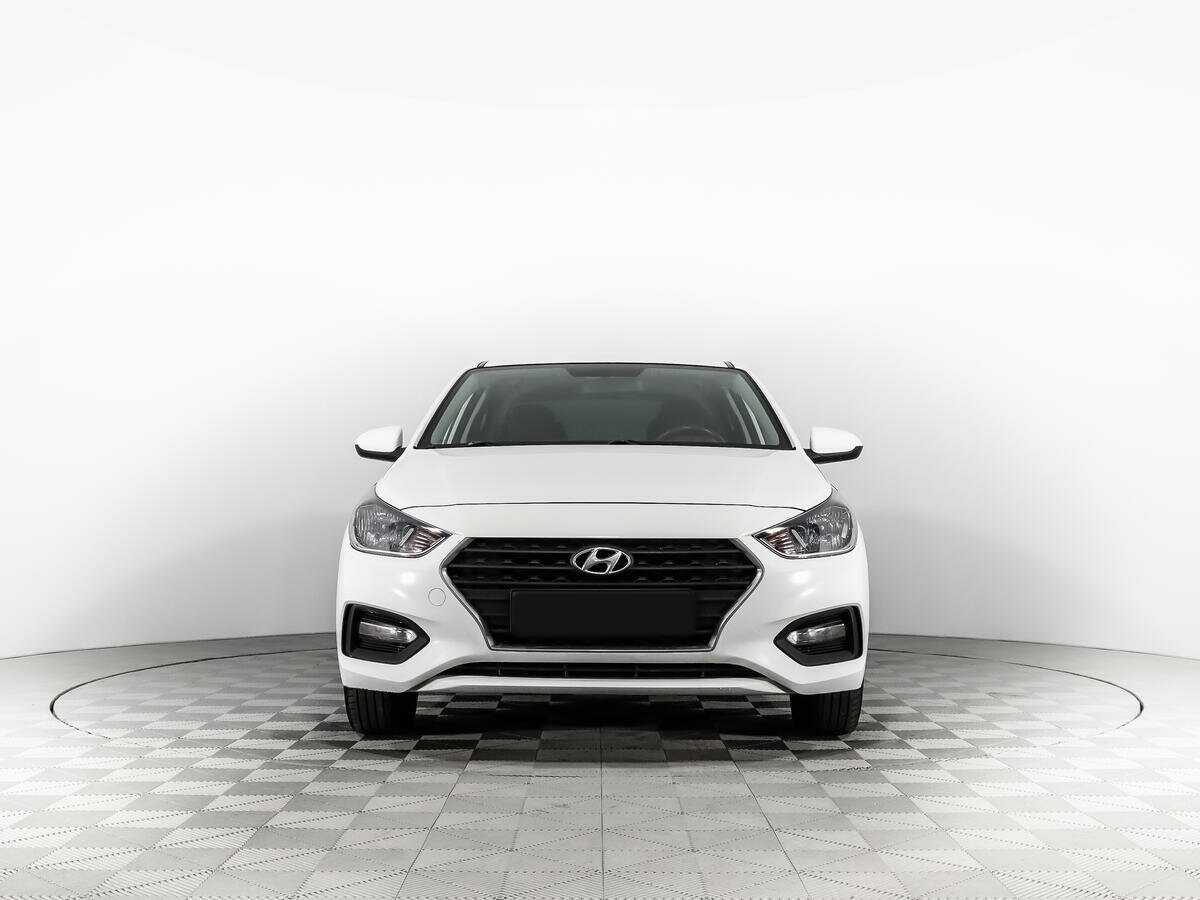 Купить Hyundai Solaris, 2018, 168 514 км, фото №2