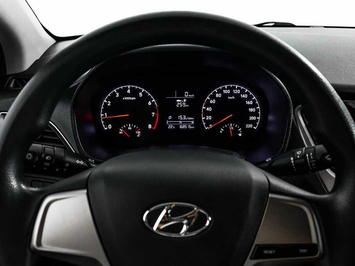 Купить Hyundai Solaris, 2018, 168 514 км, фото №15