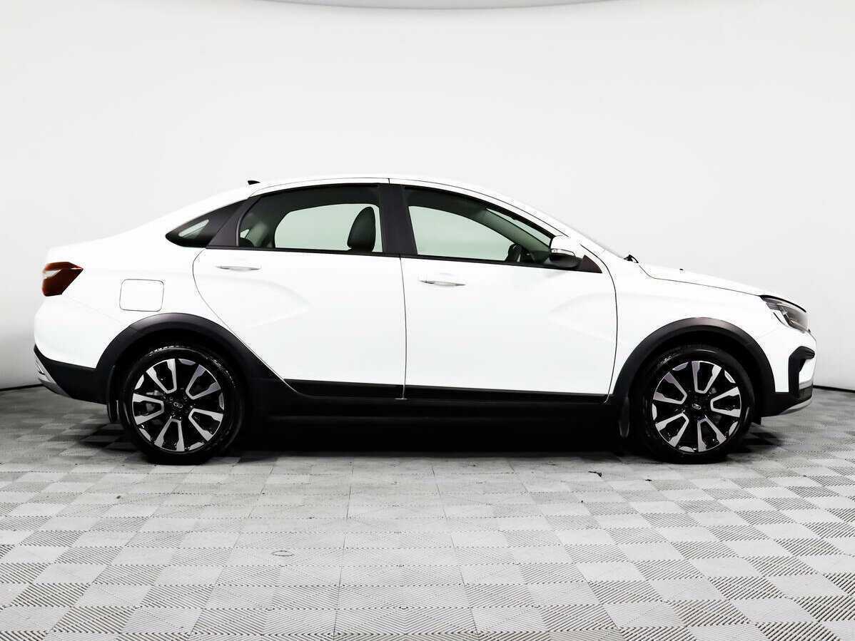 Купить Lada (ВАЗ) Vesta Cross, 2023, 5 724 км, фото №4
