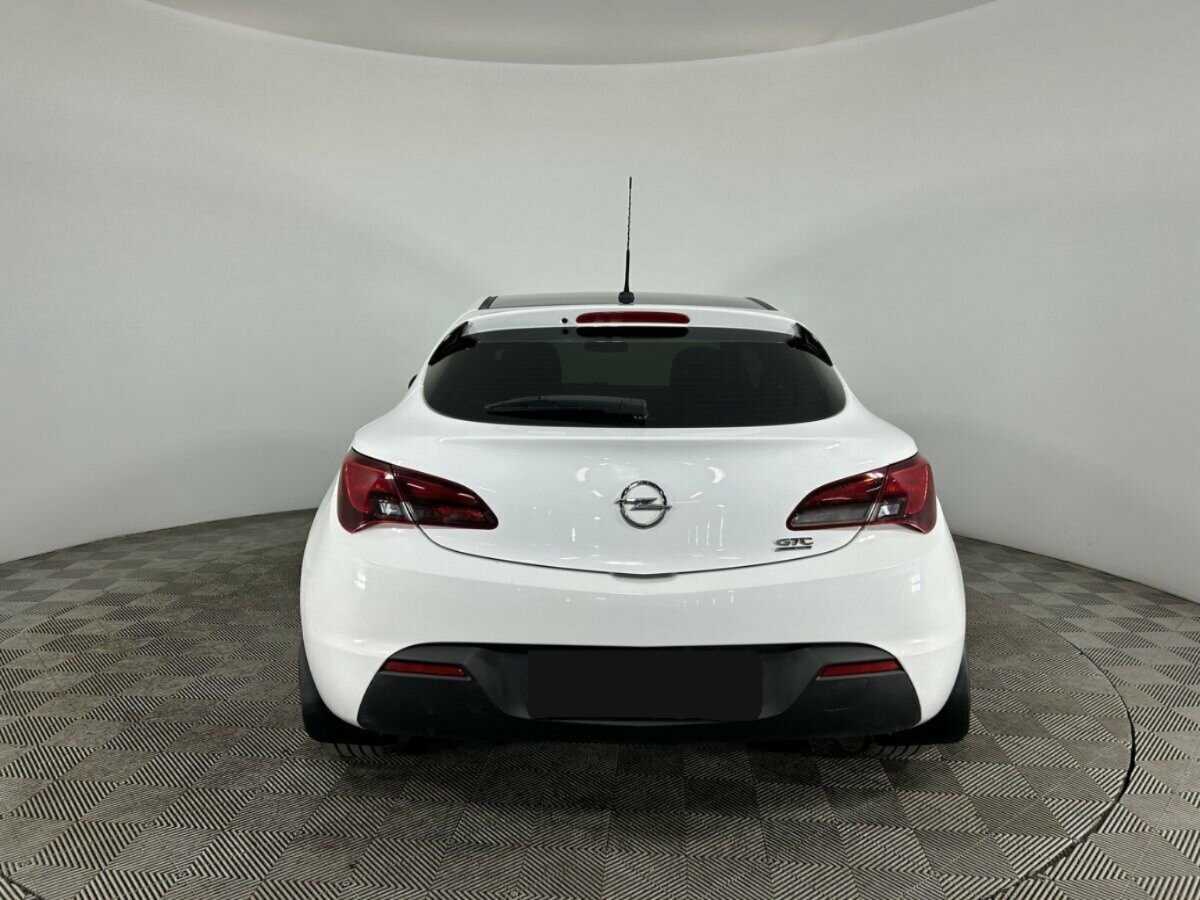 Купить Opel Astra GTC, 2014, 139 000 км, фото №3