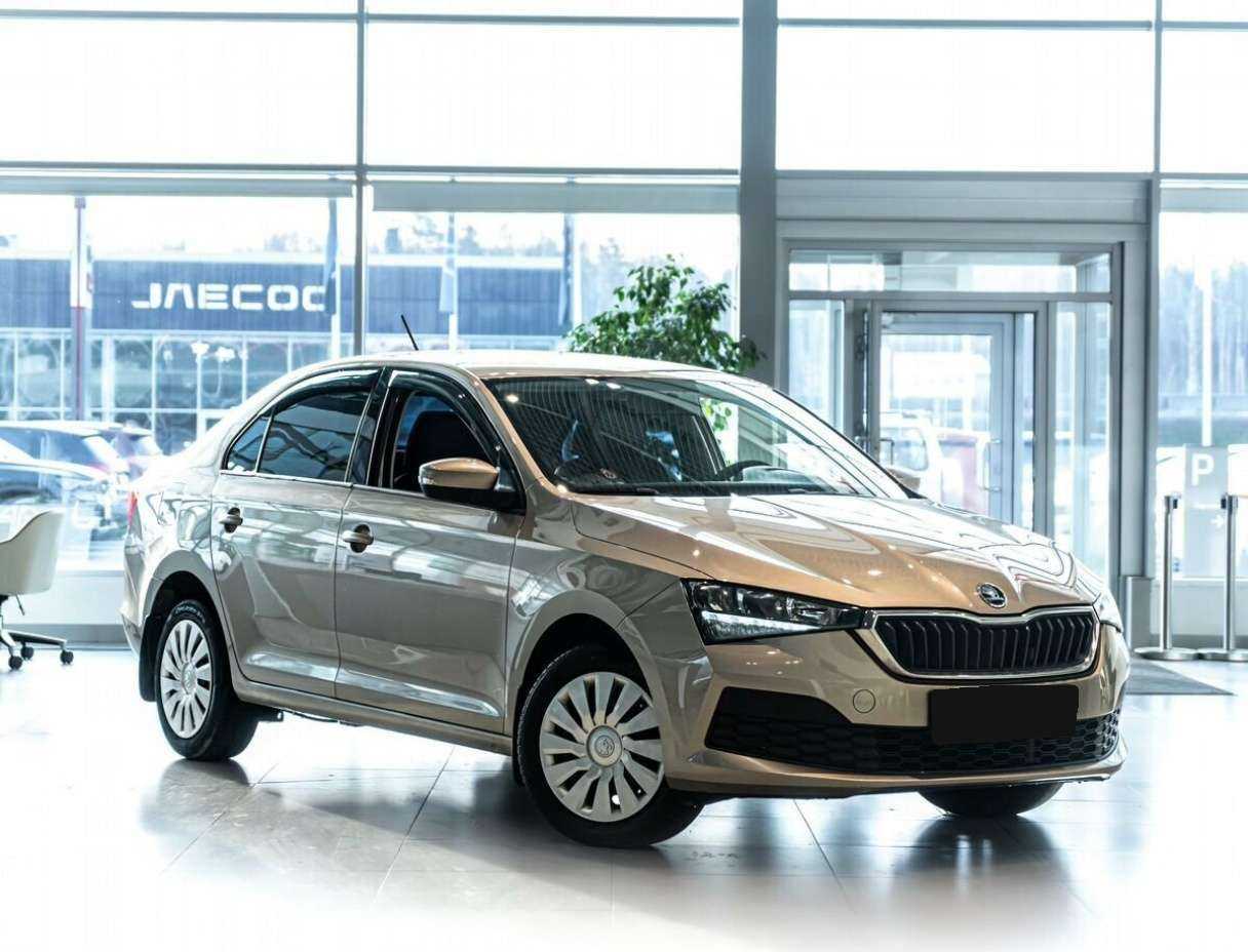 Купить Skoda Rapid, 2021, 68 635 км, фото №2