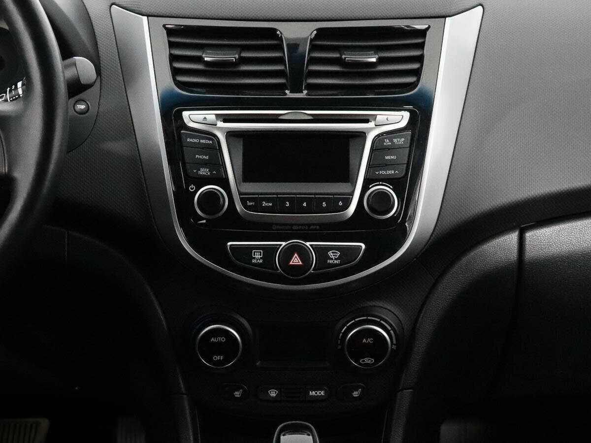 Купить Hyundai Solaris, 2015, 24 213 км, фото №13