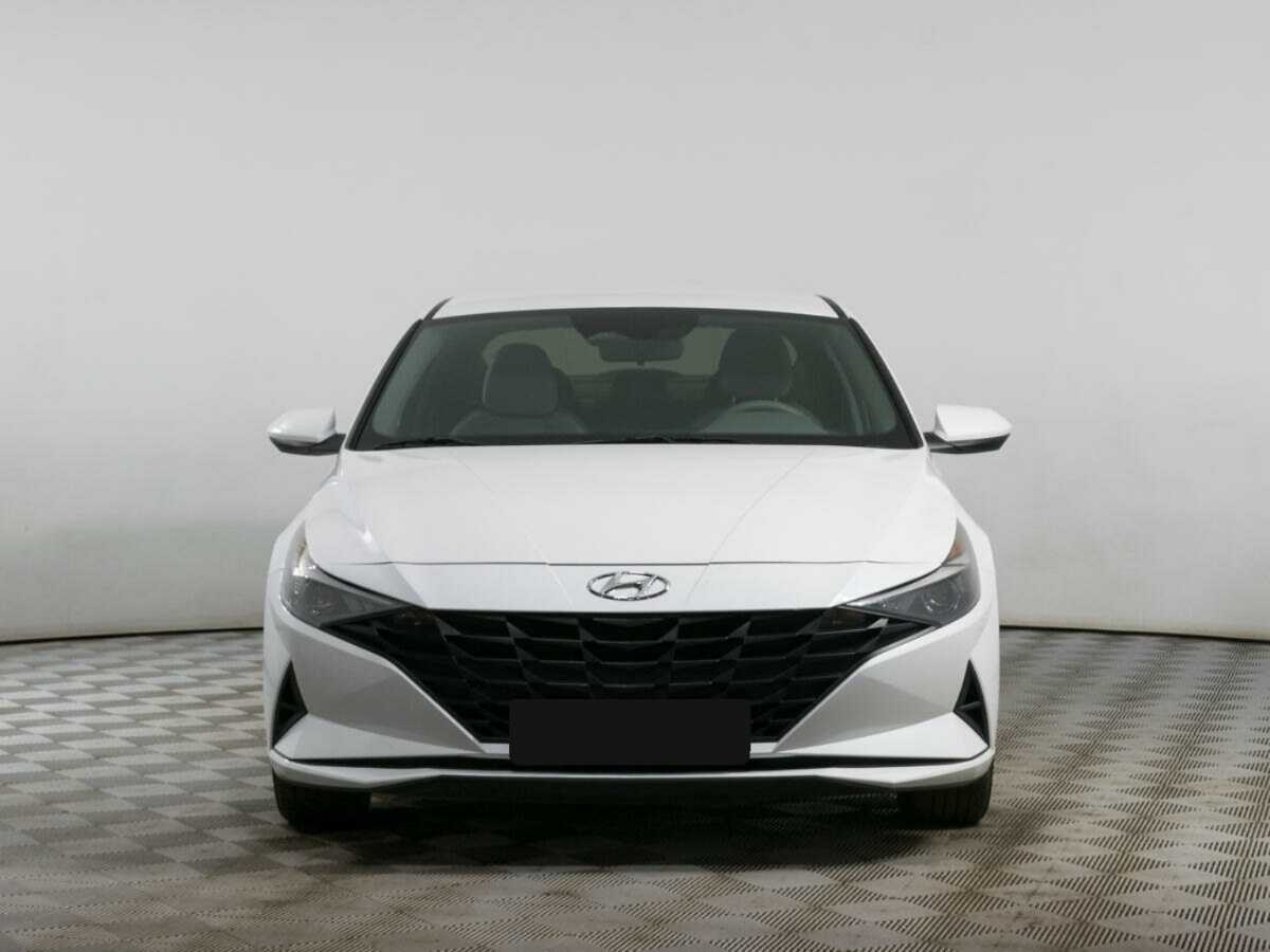 Купить Hyundai Elantra, 2021, 43 721 км, фото №2