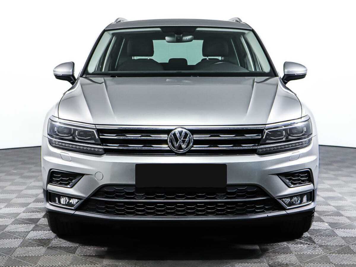 Купить Volkswagen Tiguan, 2018, 45 214 км, фото №2