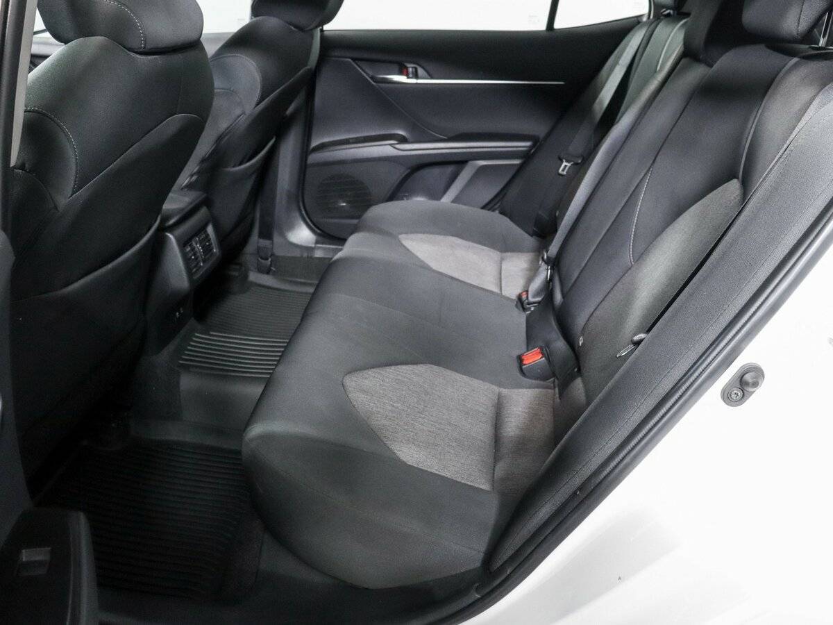 Купить Toyota Camry, 2021, 70 452 км, фото №8