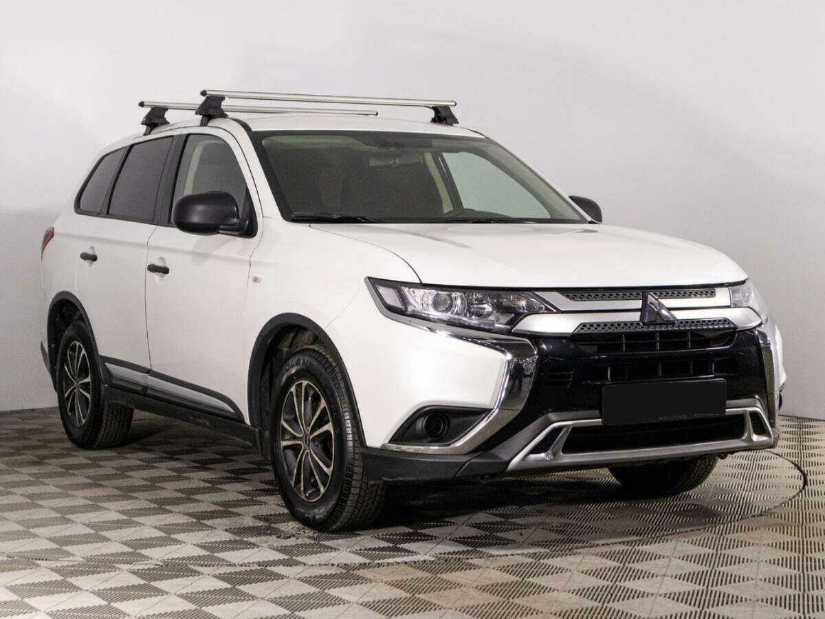 Купить Mitsubishi Outlander, 2020, 84 000 км, фото №3