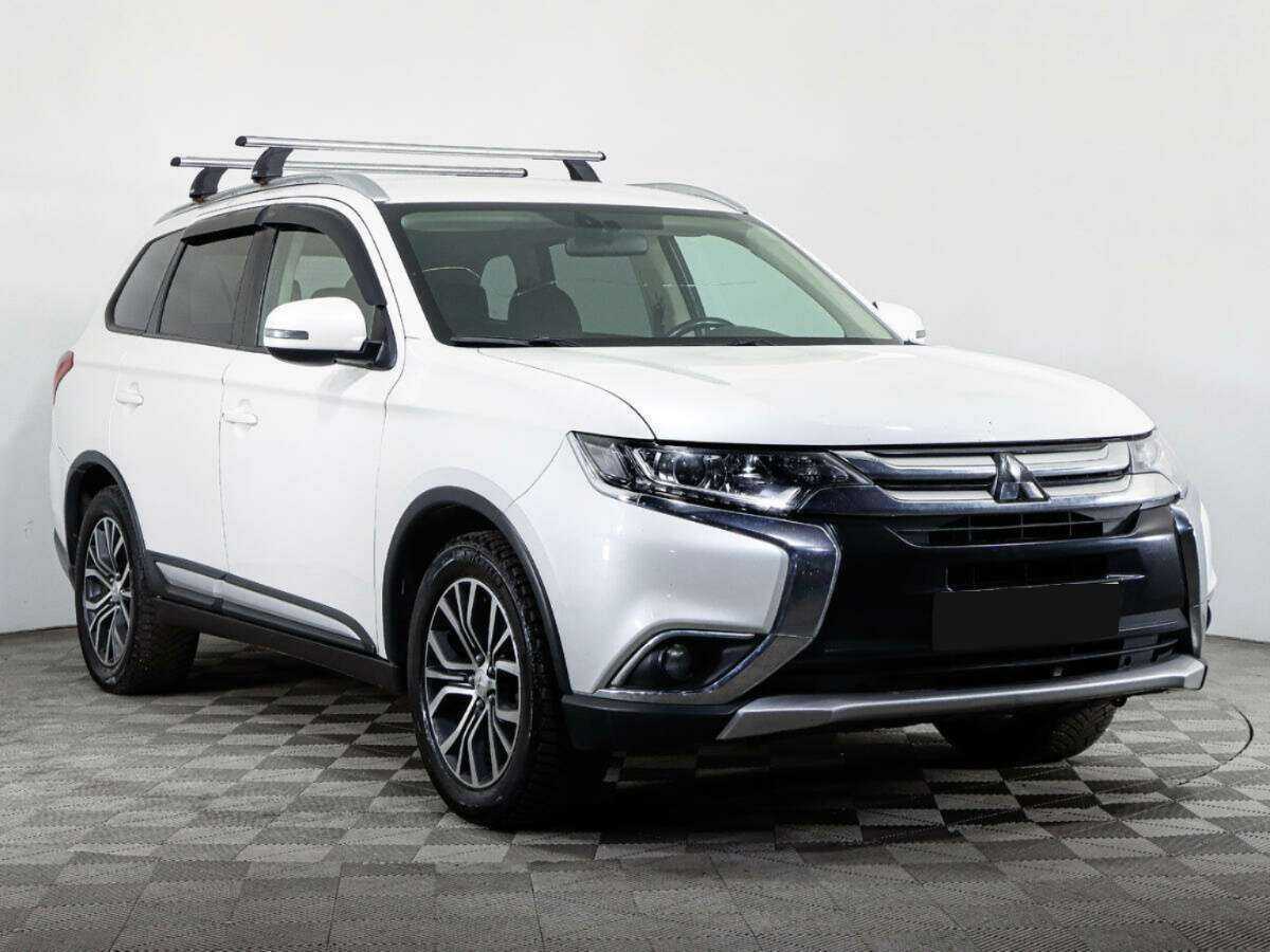 Купить Mitsubishi Outlander, 2018, 148 000 км, фото №3