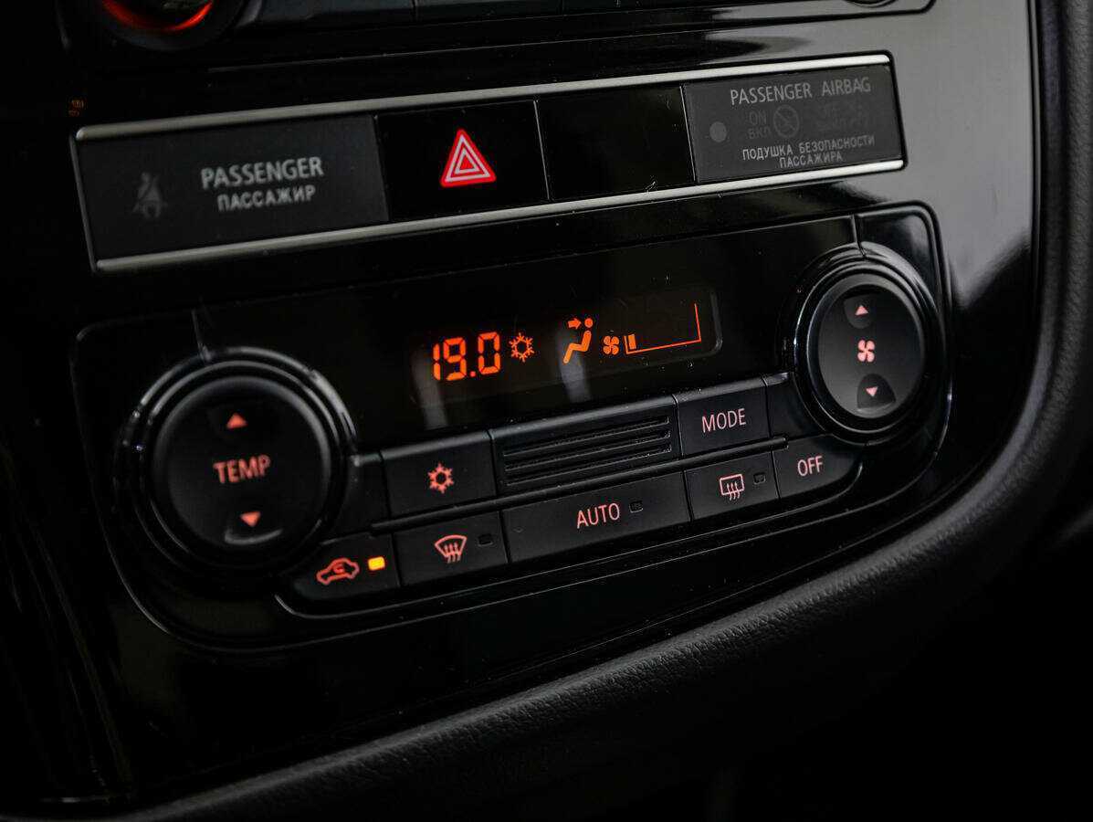 Купить Mitsubishi Outlander, 2019, 32 250 км, фото №13