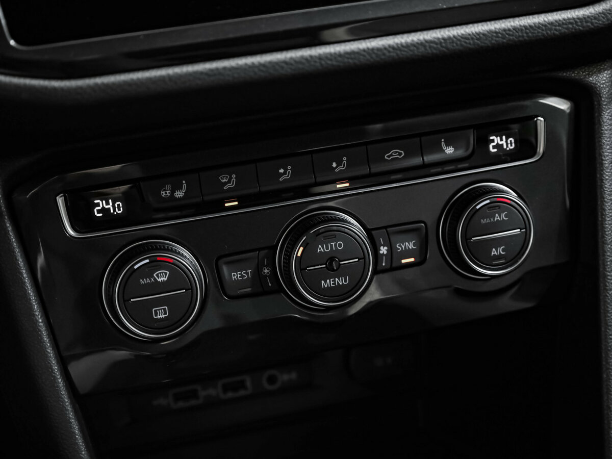 Купить Volkswagen Tiguan II, 2019, 124 000 км, фото №15