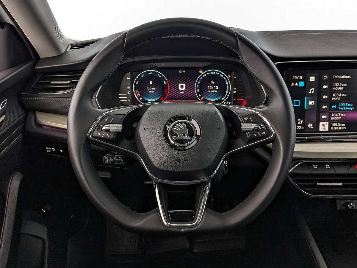 Купить Skoda Octavia, 2023, 10 780 км, фото №17