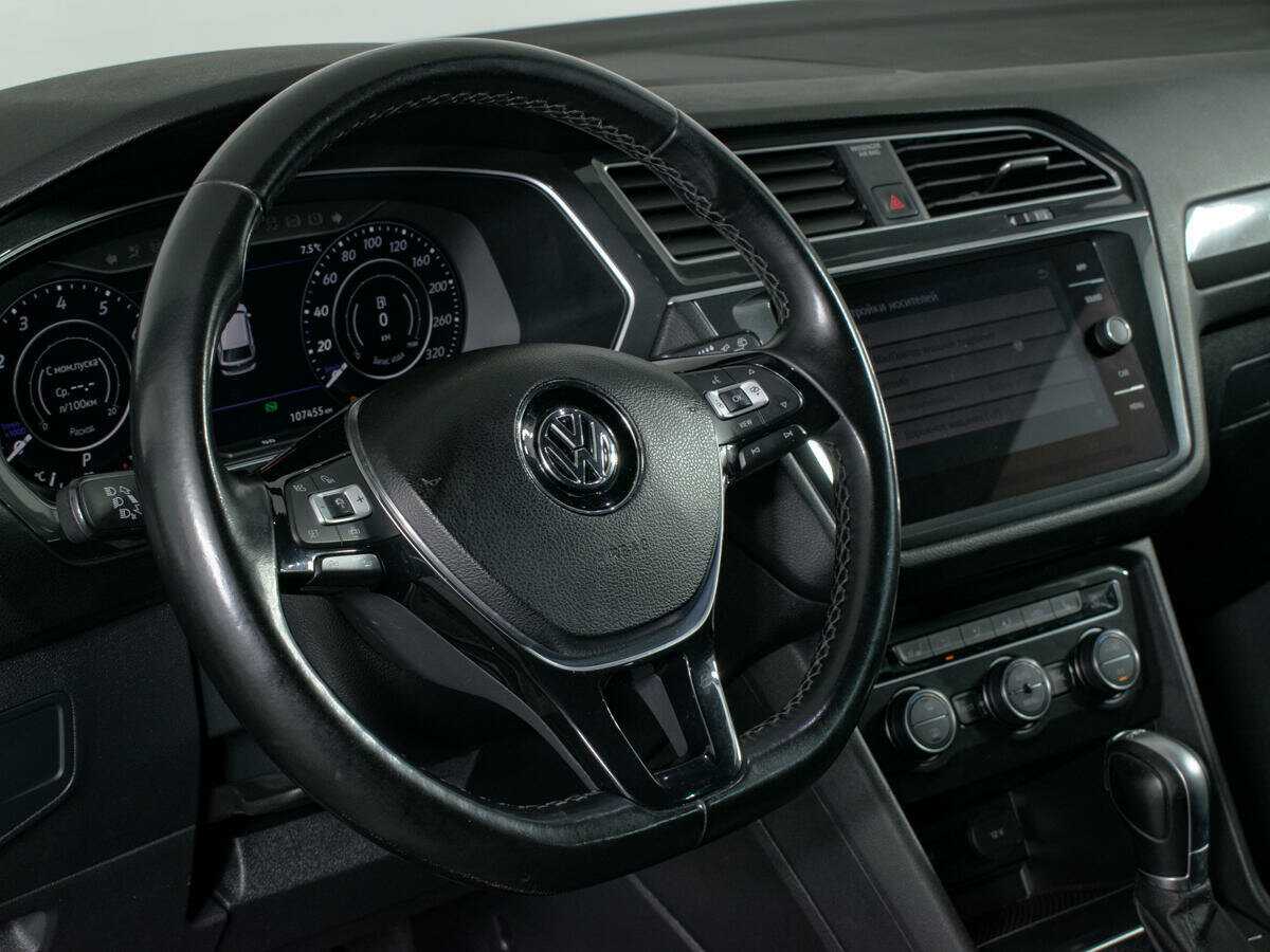 Купить Volkswagen Tiguan, 2018, 107 000 км, фото №17