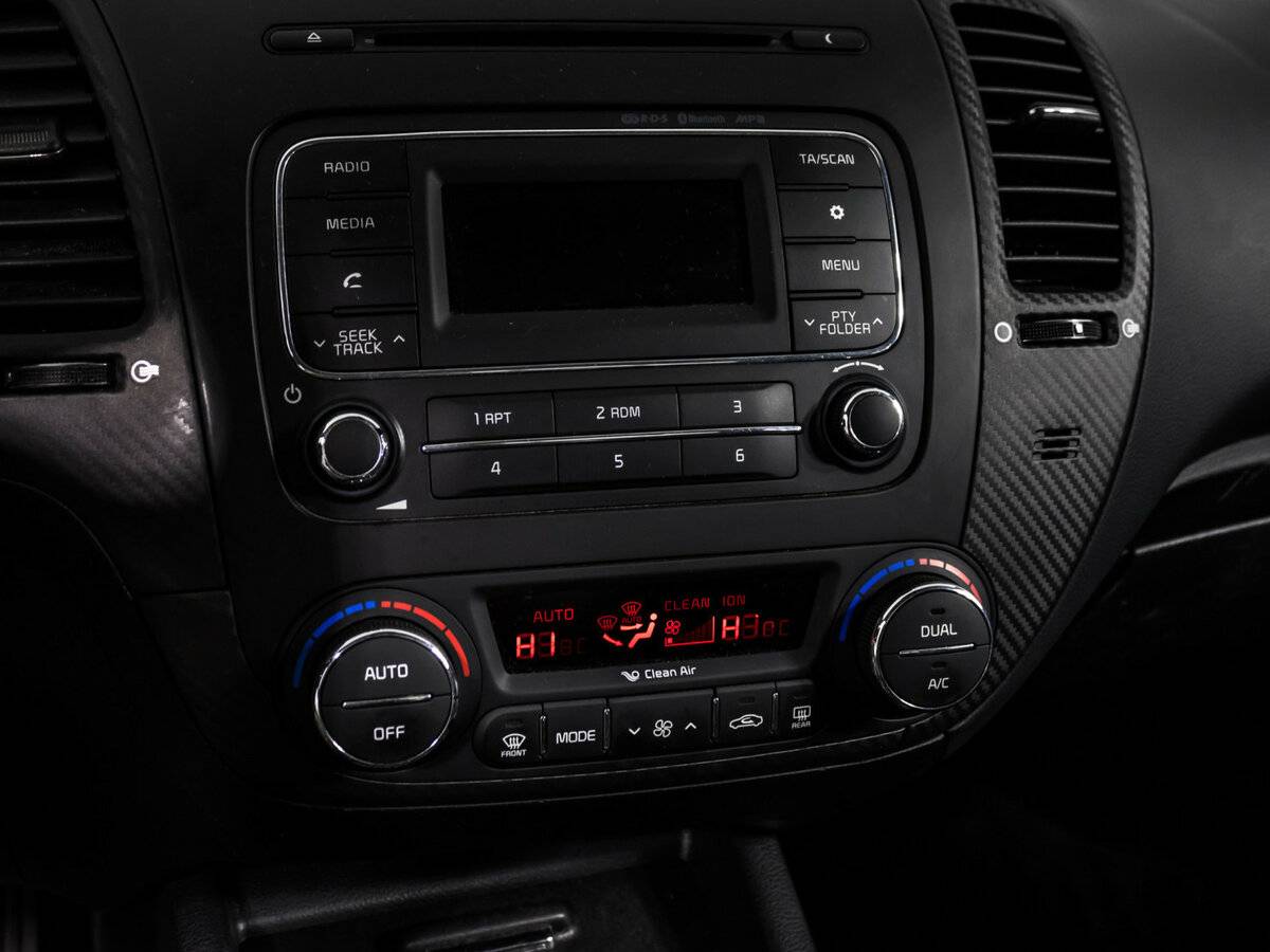 Купить Kia Cerato III, 2016, 106 512 км, фото №13