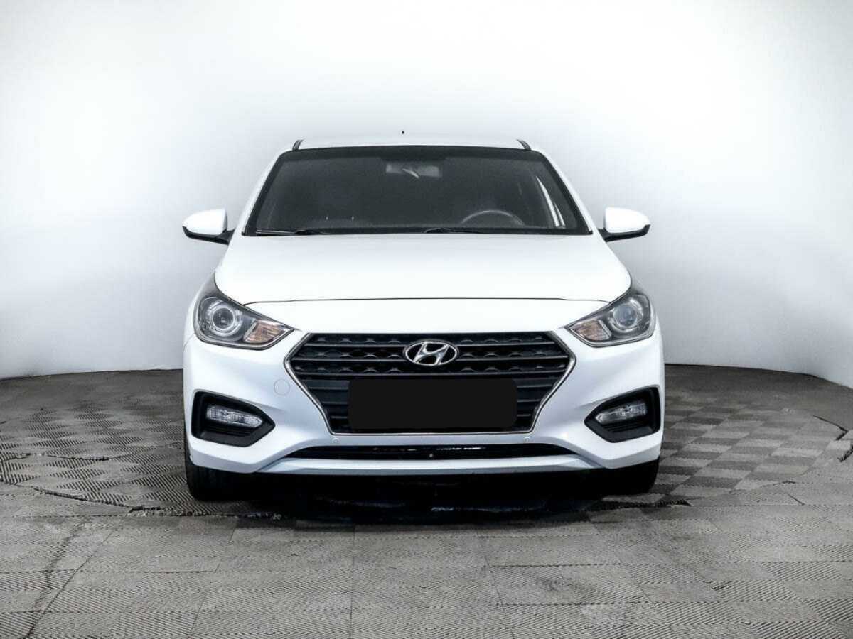 Купить Hyundai Solaris, 2018, 103 500 км, фото №2