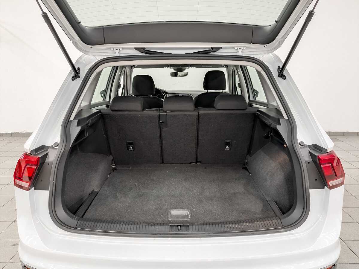 Купить Volkswagen Tiguan, 2021, 131 780 км, фото №9