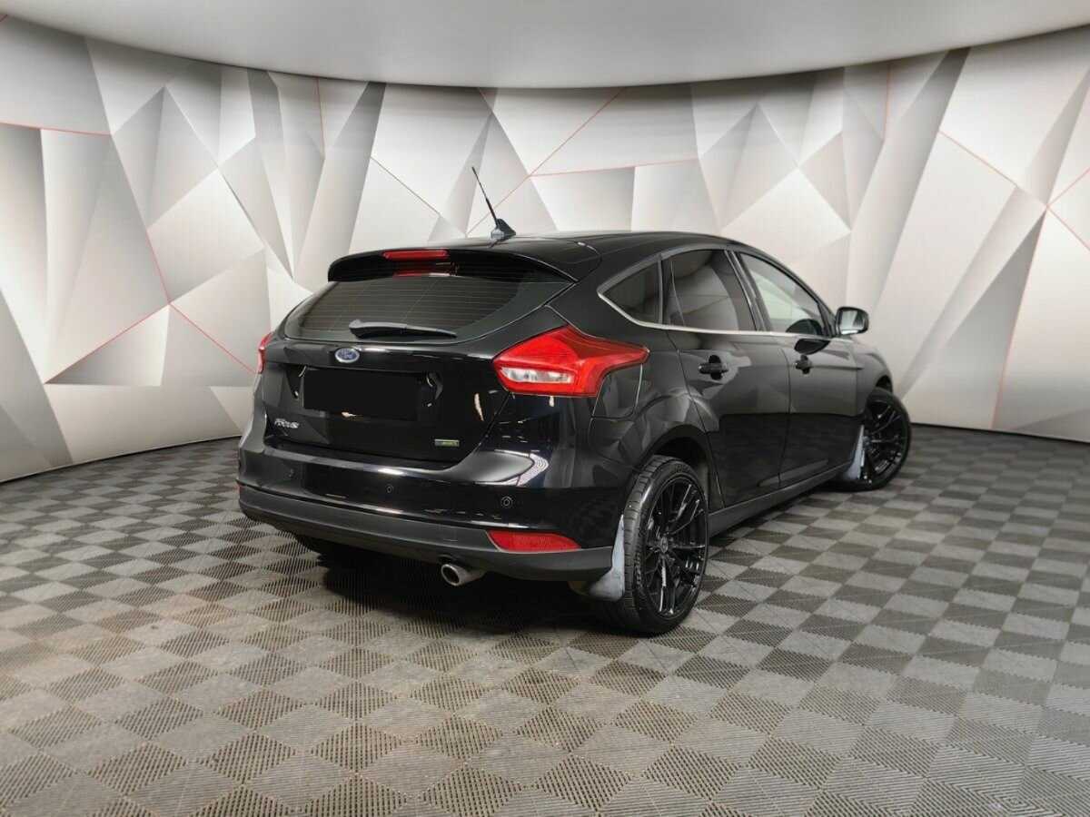 Купить Ford Focus, 2018, 75 419 км, фото №2