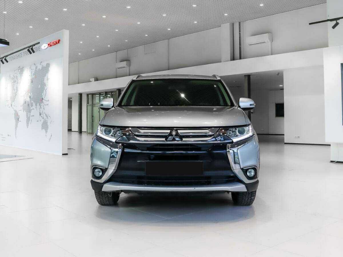 Купить Mitsubishi Outlander, 2016, 129 264 км, фото №2
